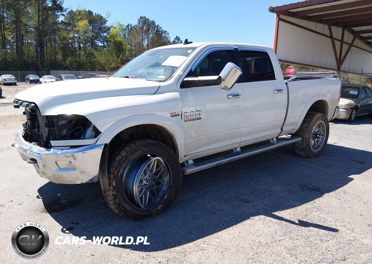 2016 Ram 2500 Laramie VIN:3C6UR5FJ3GG311505 - 2