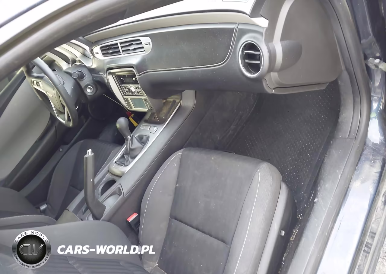 2015 Chevrolet Camaro 1Ls VIN:2G1FA1E36F9274309 - 5