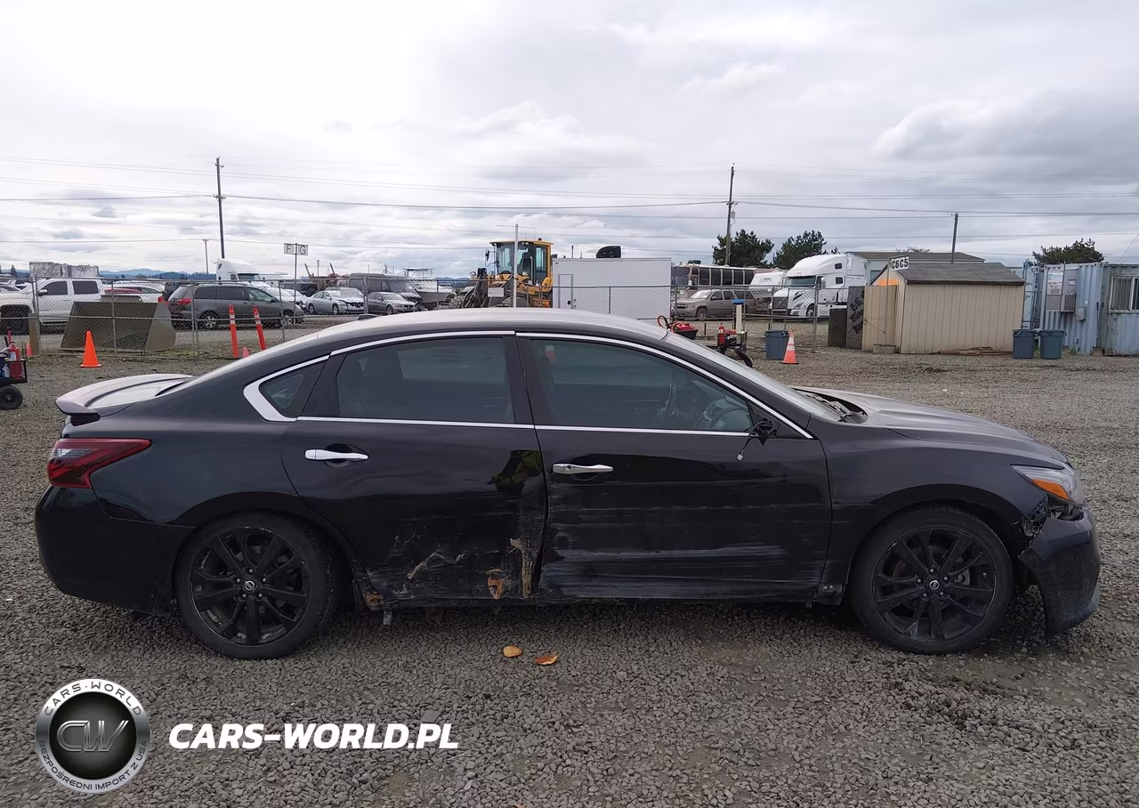 2018 Nissan Altima 2.5 Sr VIN:1N4AL3AP8JC252285 - 13