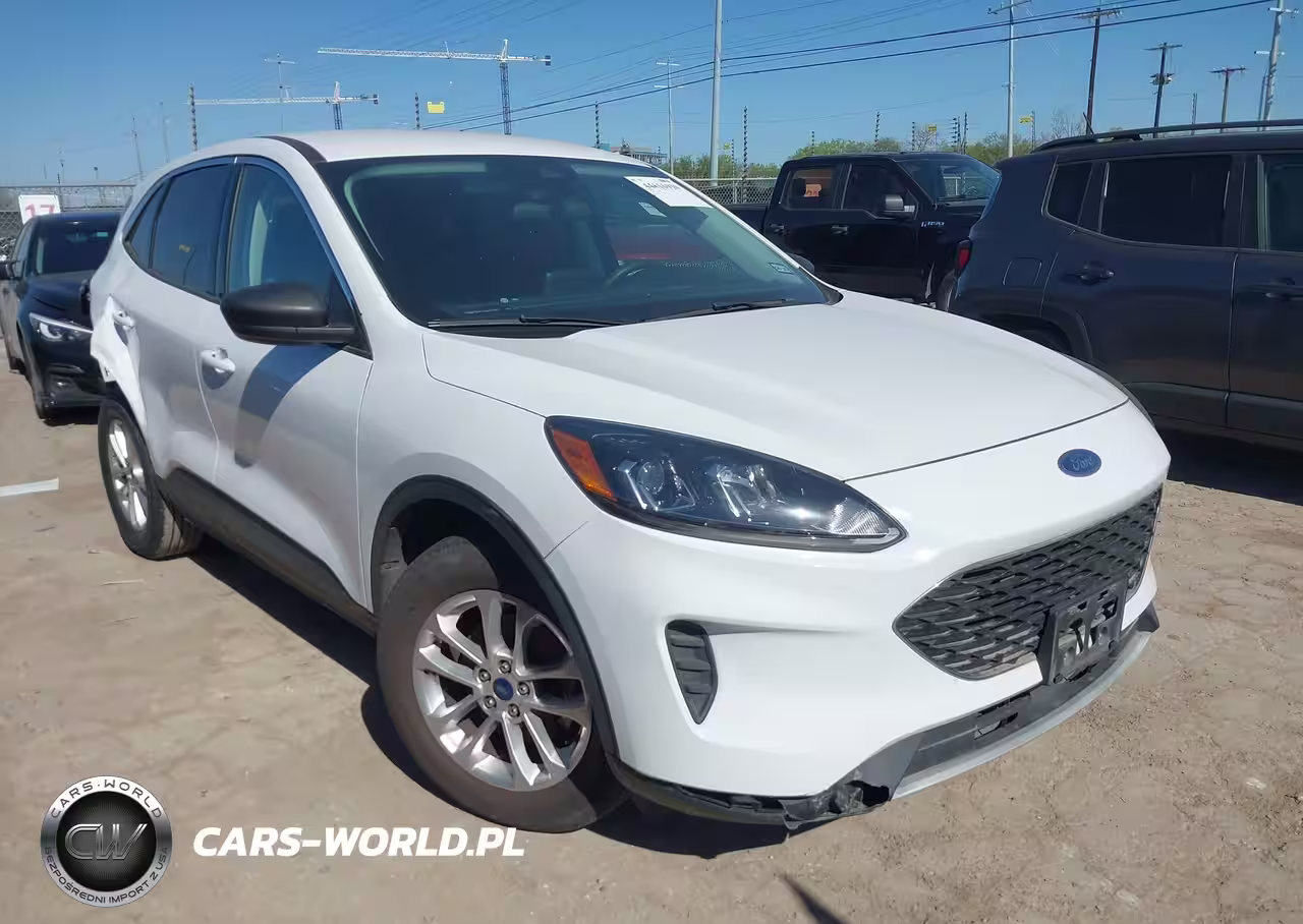 2022 Ford Escape Se