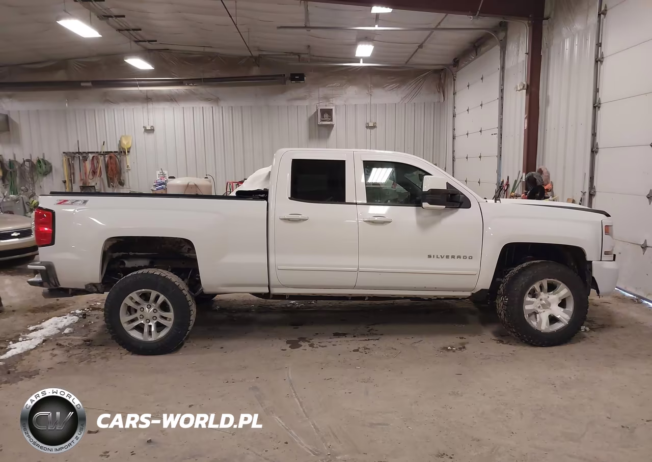 2017 Chevrolet Silverado 1500 2Lt VIN:1GCVKREC6HZ367239 - 13