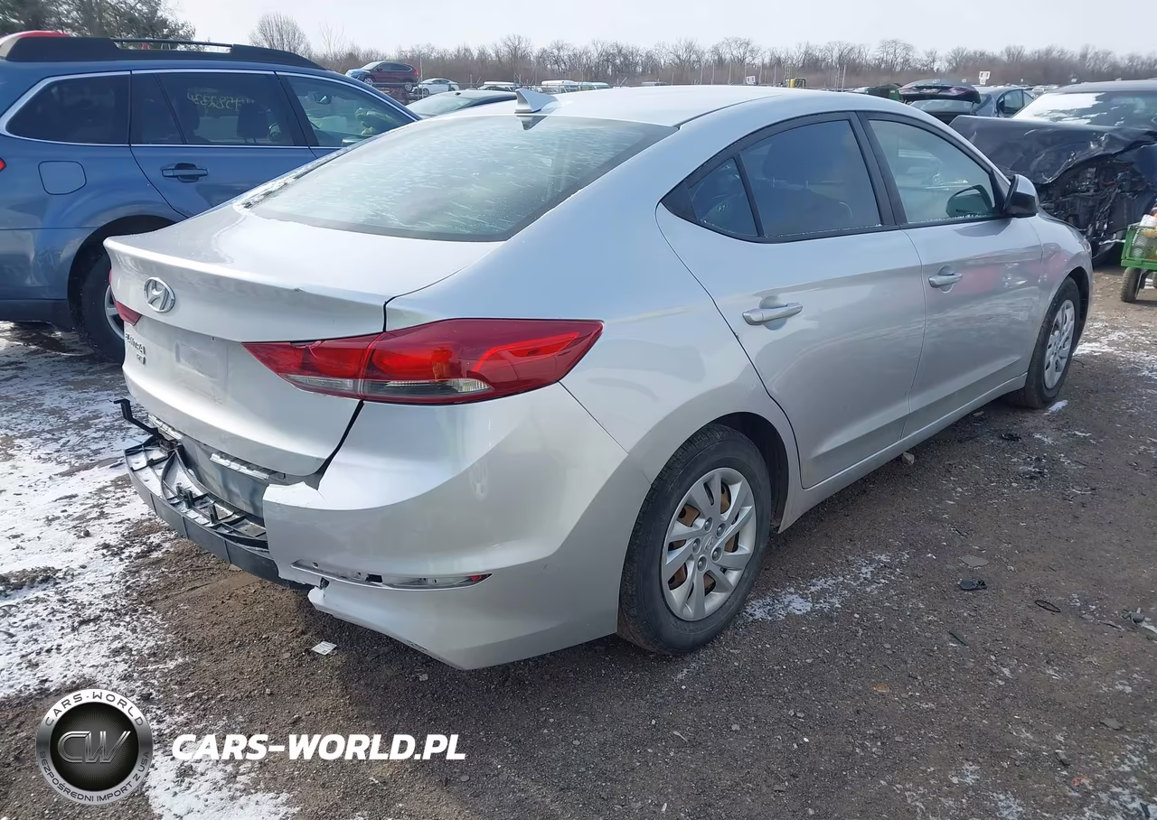 2018 Hyundai Elantra Se VIN:5NPD74LF8JH395697 - 4