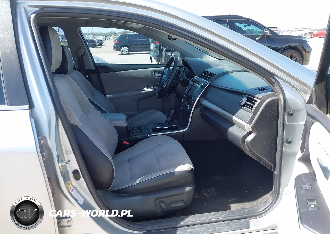 2016 Toyota Camry Xse VIN:4T1BF1FK1GU603320 - 5