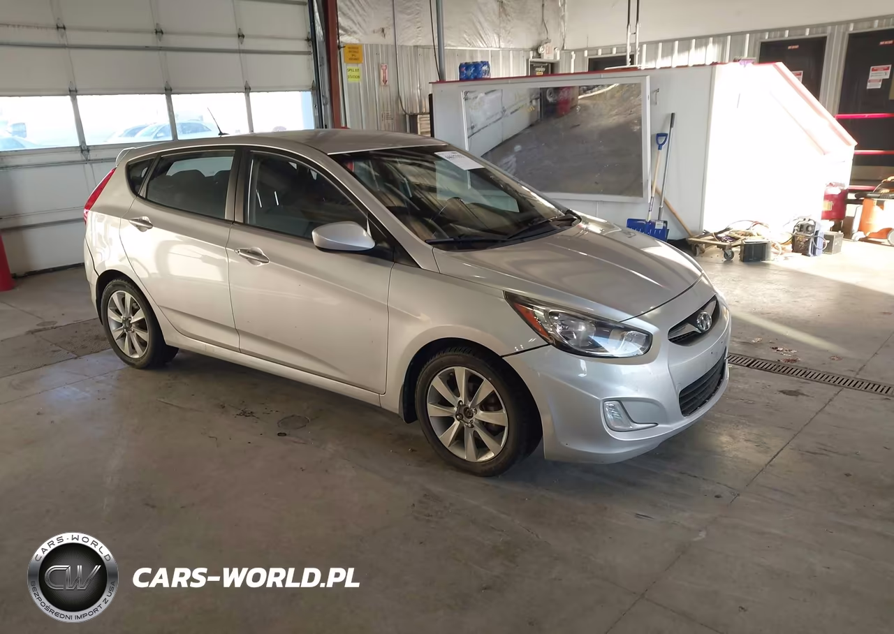 2012 Hyundai Accent Se