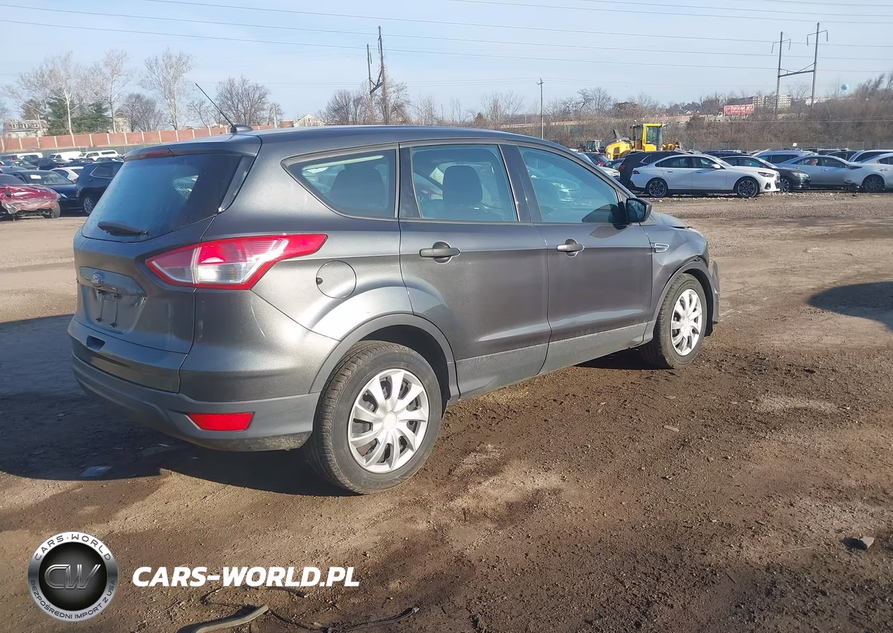 2016 Ford Escape S VIN:1FMCU0F75GUC04233 - 4