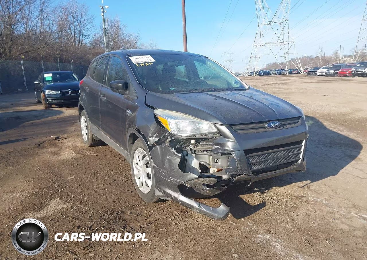 2016 Ford Escape S VIN:1FMCU0F75GUC04233 - 6