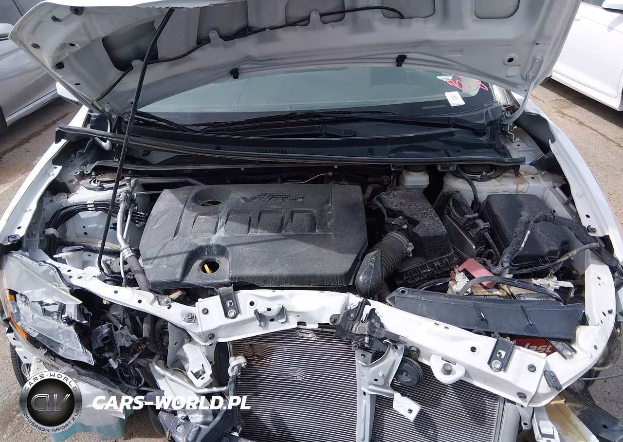 2017 Toyota Corolla Le VIN:5YFBURHE2HP664609 - 10