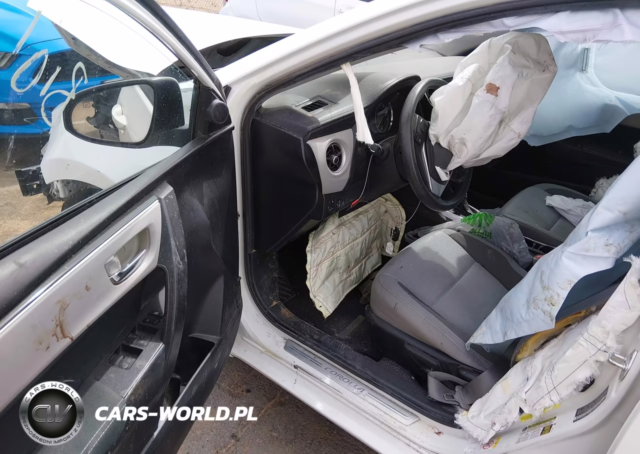 2017 Toyota Corolla Le VIN:5YFBURHE2HP664609 - 13