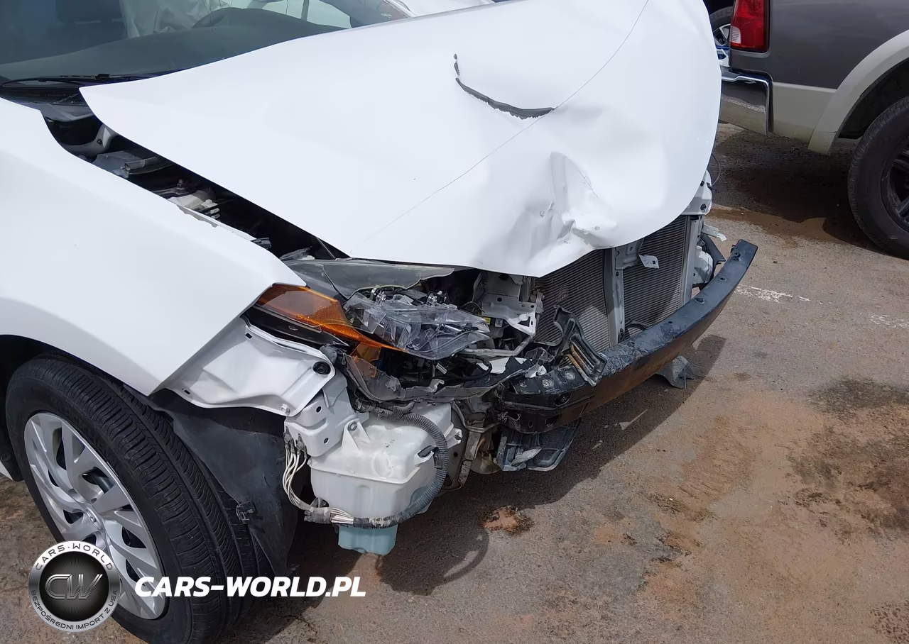 2017 Toyota Corolla Le VIN:5YFBURHE2HP664609 - 15