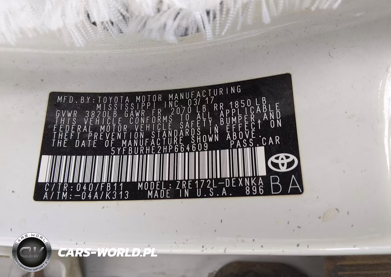 2017 Toyota Corolla Le VIN:5YFBURHE2HP664609 - 9