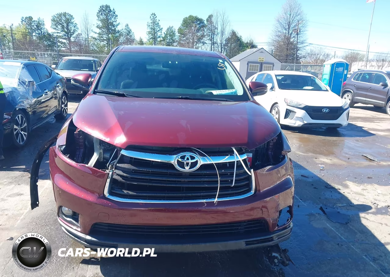 2015 Toyota Highlander Le Plus V6 VIN:5TDZKRFHXFS062076 - 13