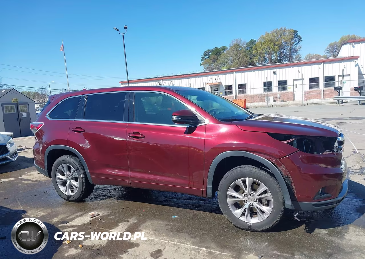 2015 Toyota Highlander Le Plus V6 VIN:5TDZKRFHXFS062076 - 14