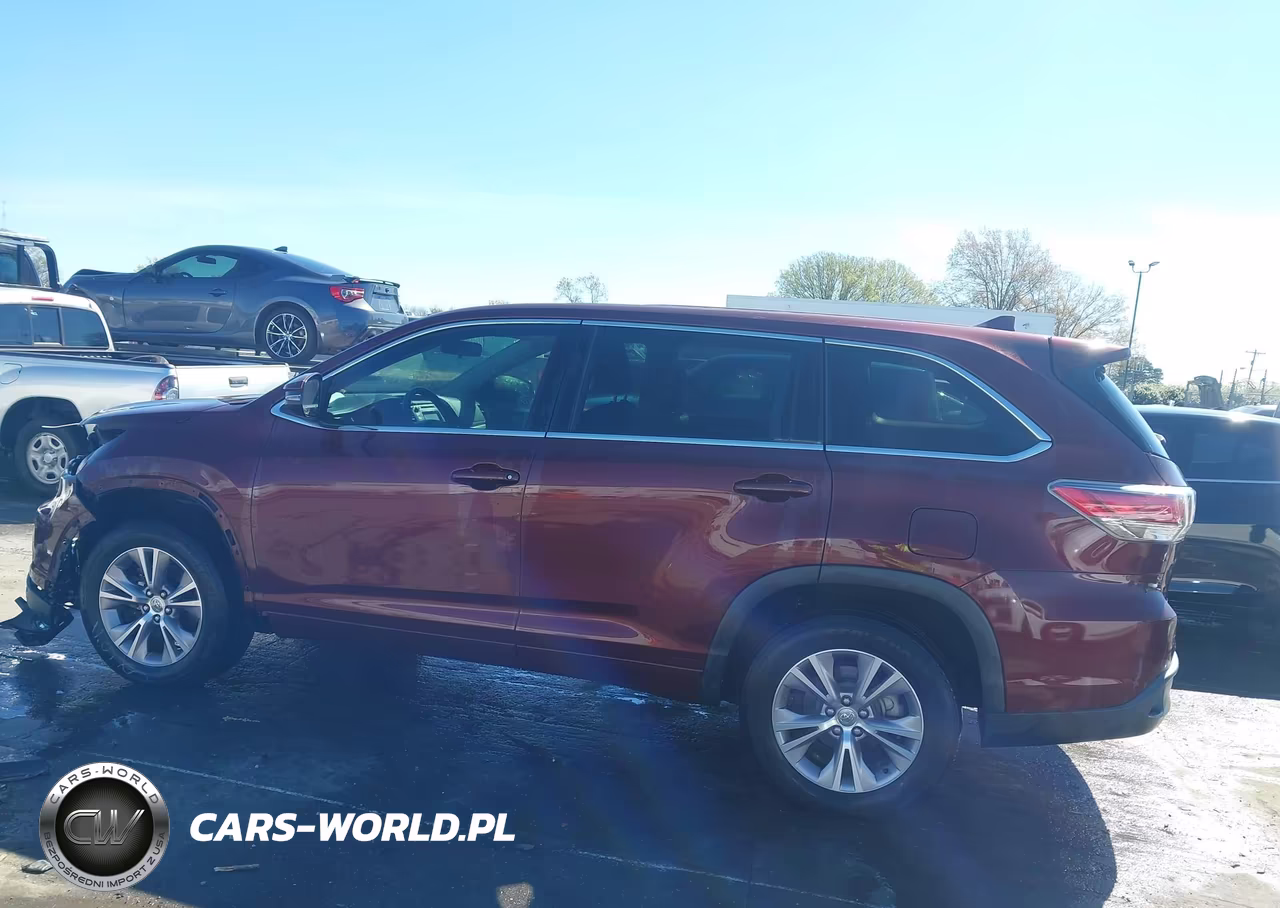 2015 Toyota Highlander Le Plus V6 VIN:5TDZKRFHXFS062076 - 15
