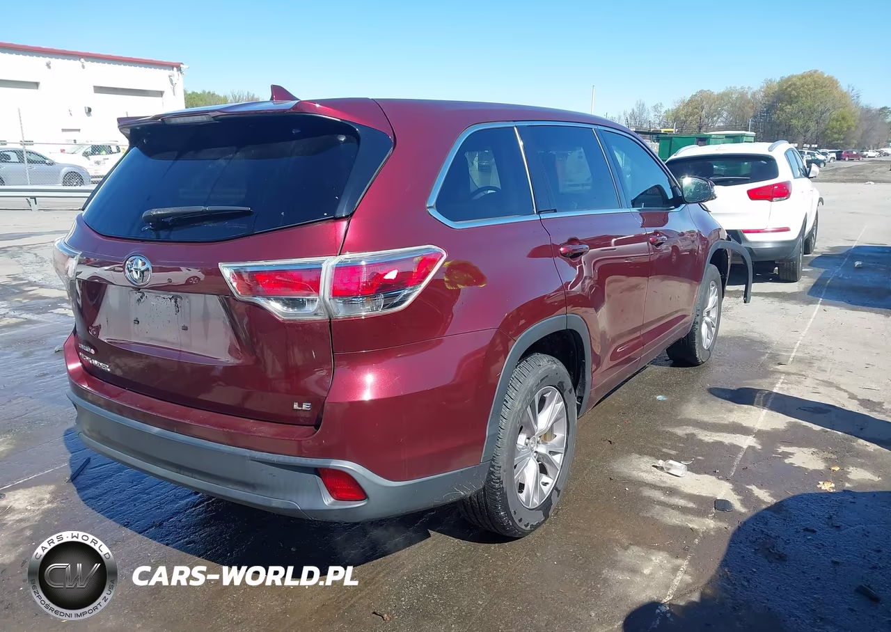 2015 Toyota Highlander Le Plus V6 VIN:5TDZKRFHXFS062076 - 4