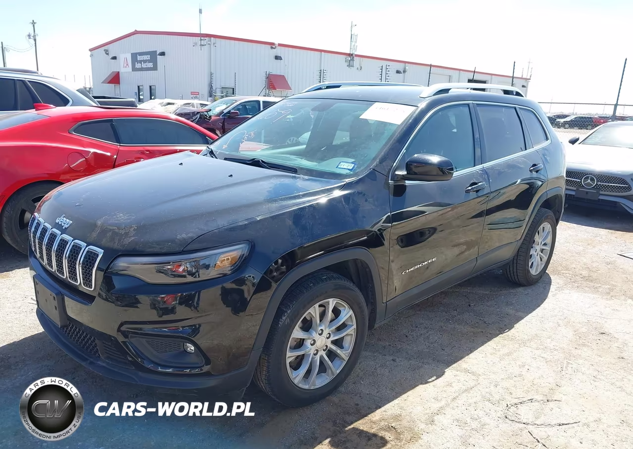 2019 Jeep Cherokee Latitude Fwd VIN:1C4PJLCB7KD242659 - 2