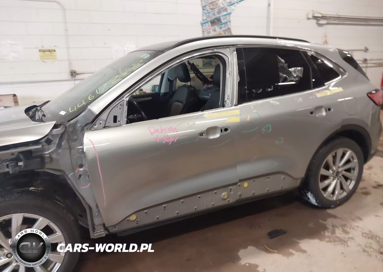 2021 Ford Escape Titanium Hybrid VIN:1FMCU9DZ2MUB15725 - 18