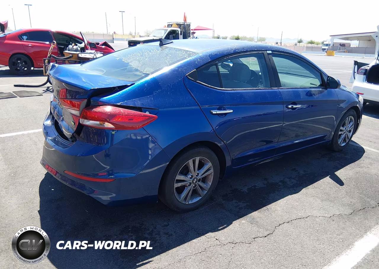 2017 Hyundai Elantra Se VIN:5NPD84LF9HH043669 - 4