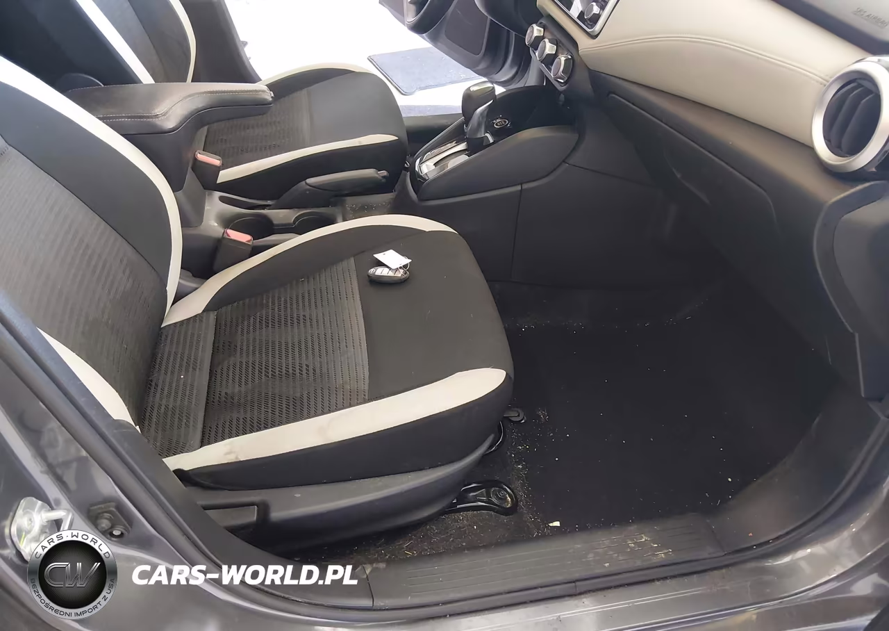 2020 Nissan Versa Sv Xtronic Cvt VIN:3N1CN8EV9LL805958 - 5