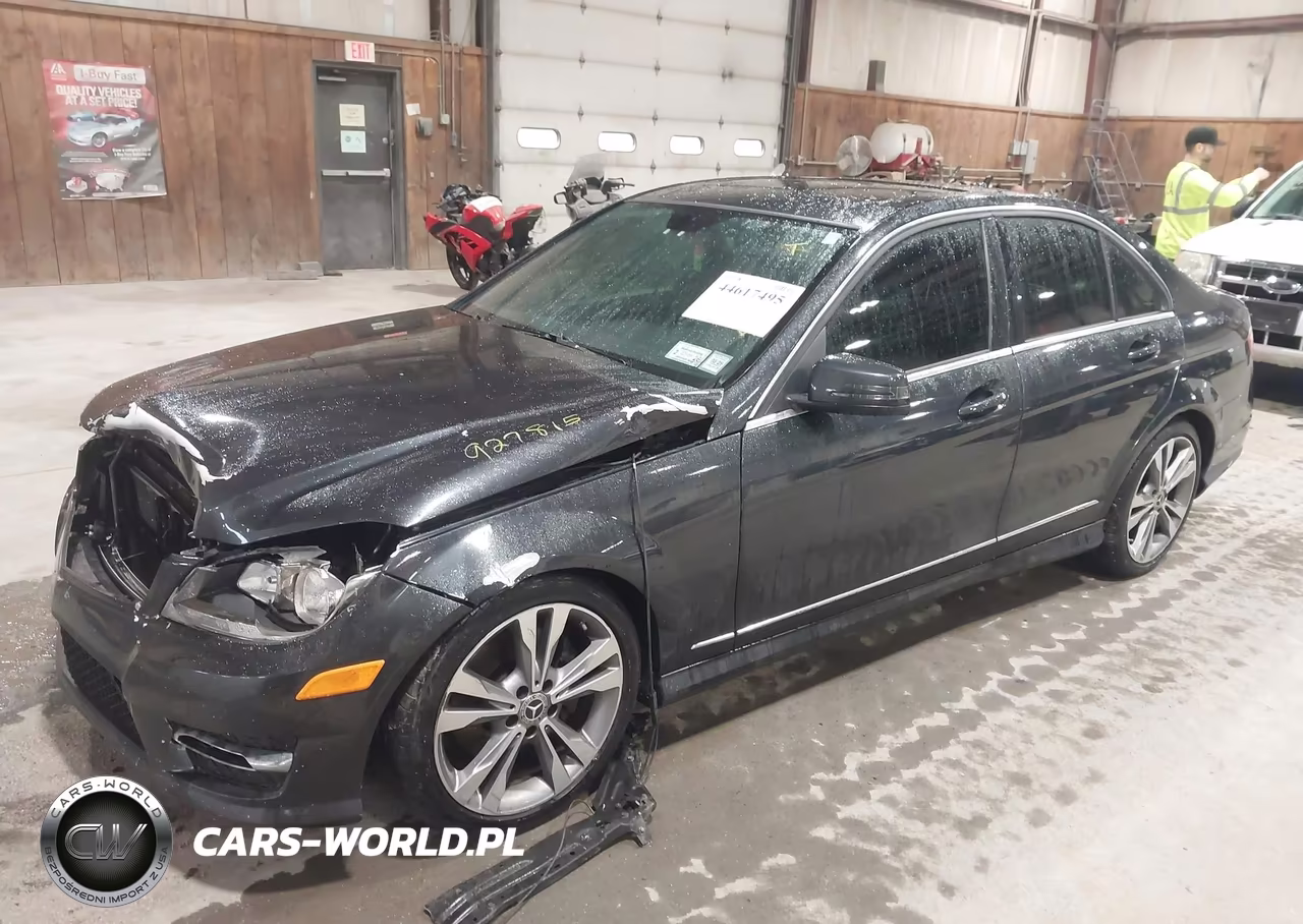 2014 Mercedes-Benz C 300 Sport 4Matic VIN:WDDGF8AB6EA927815 - 2
