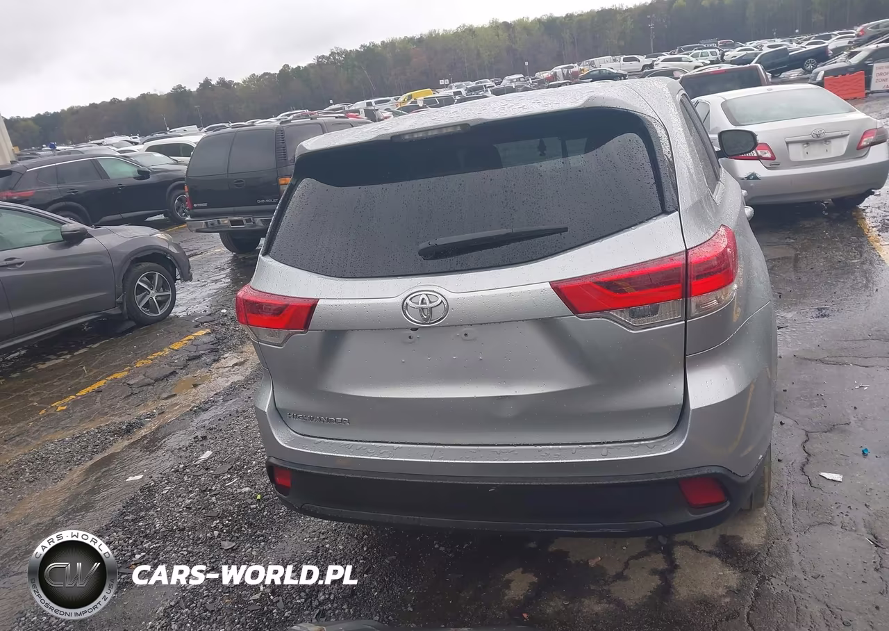 2017 Toyota Highlander Le VIN:5TDZZRFH0HS219810 - 16