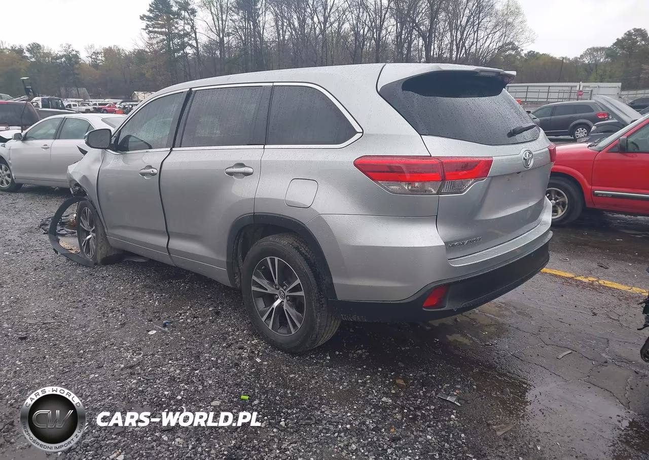 2017 Toyota Highlander Le VIN:5TDZZRFH0HS219810 - 3