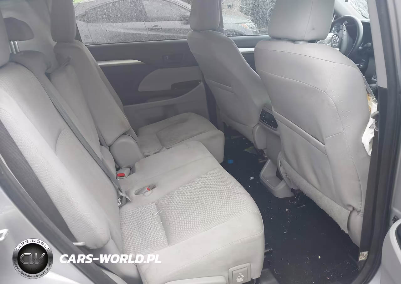 2017 Toyota Highlander Le VIN:5TDZZRFH0HS219810 - 8