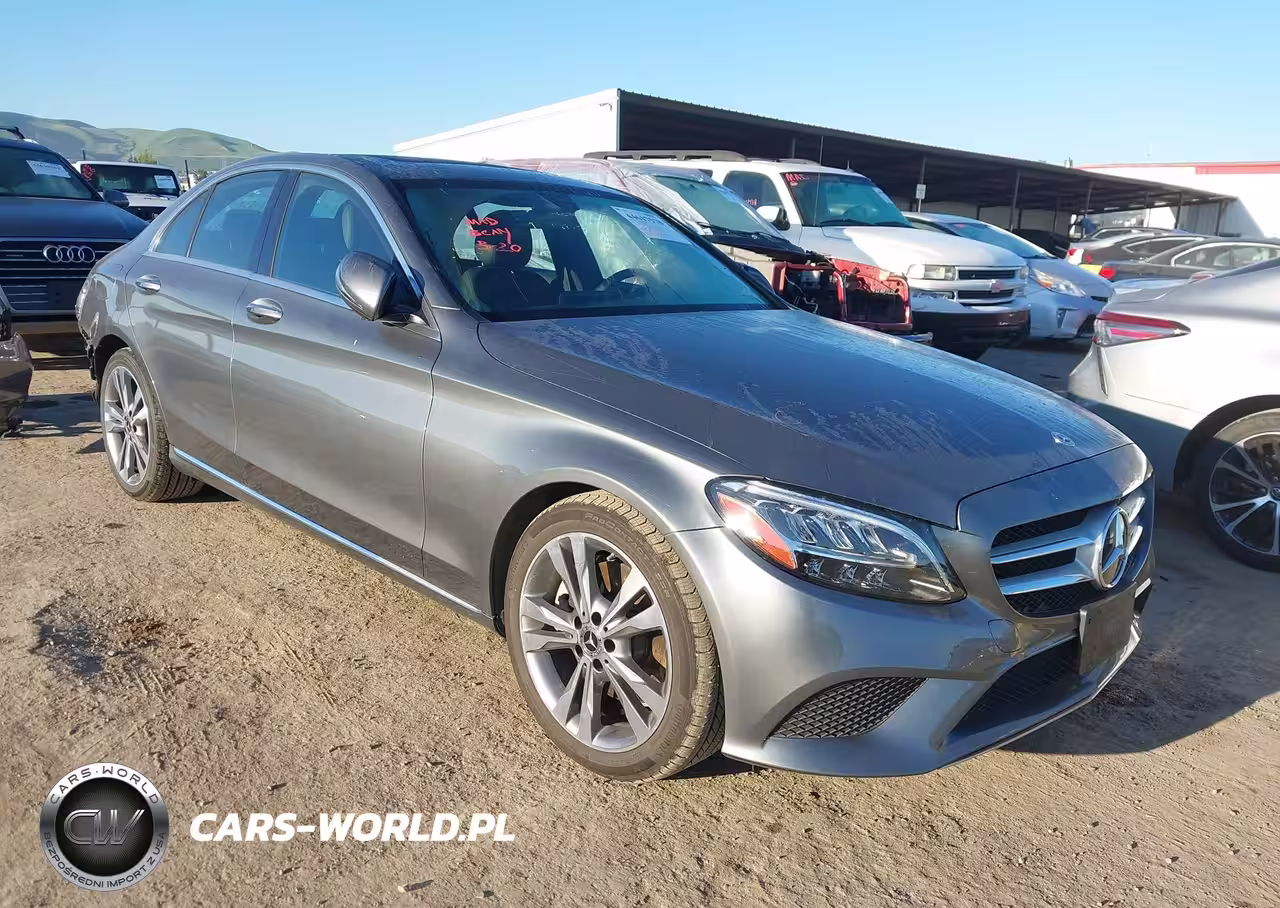 2019 Mercedes-Benz C 300