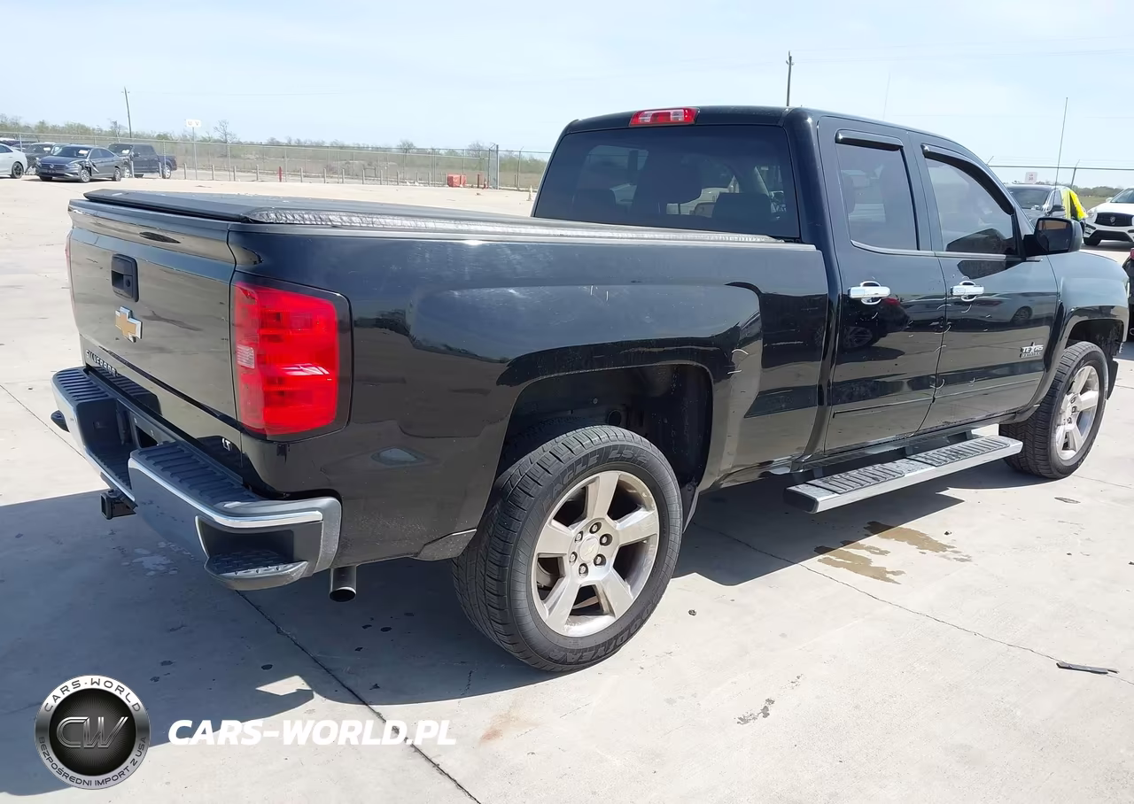 2015 Chevrolet Silverado 1500 1Lt VIN:1GCRCREH9FZ404176 - 4