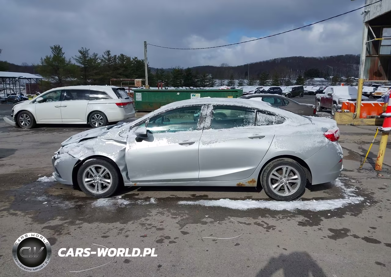 2017 Chevrolet Cruze Lt Auto VIN:1G1BE5SM0H7252883 - 14