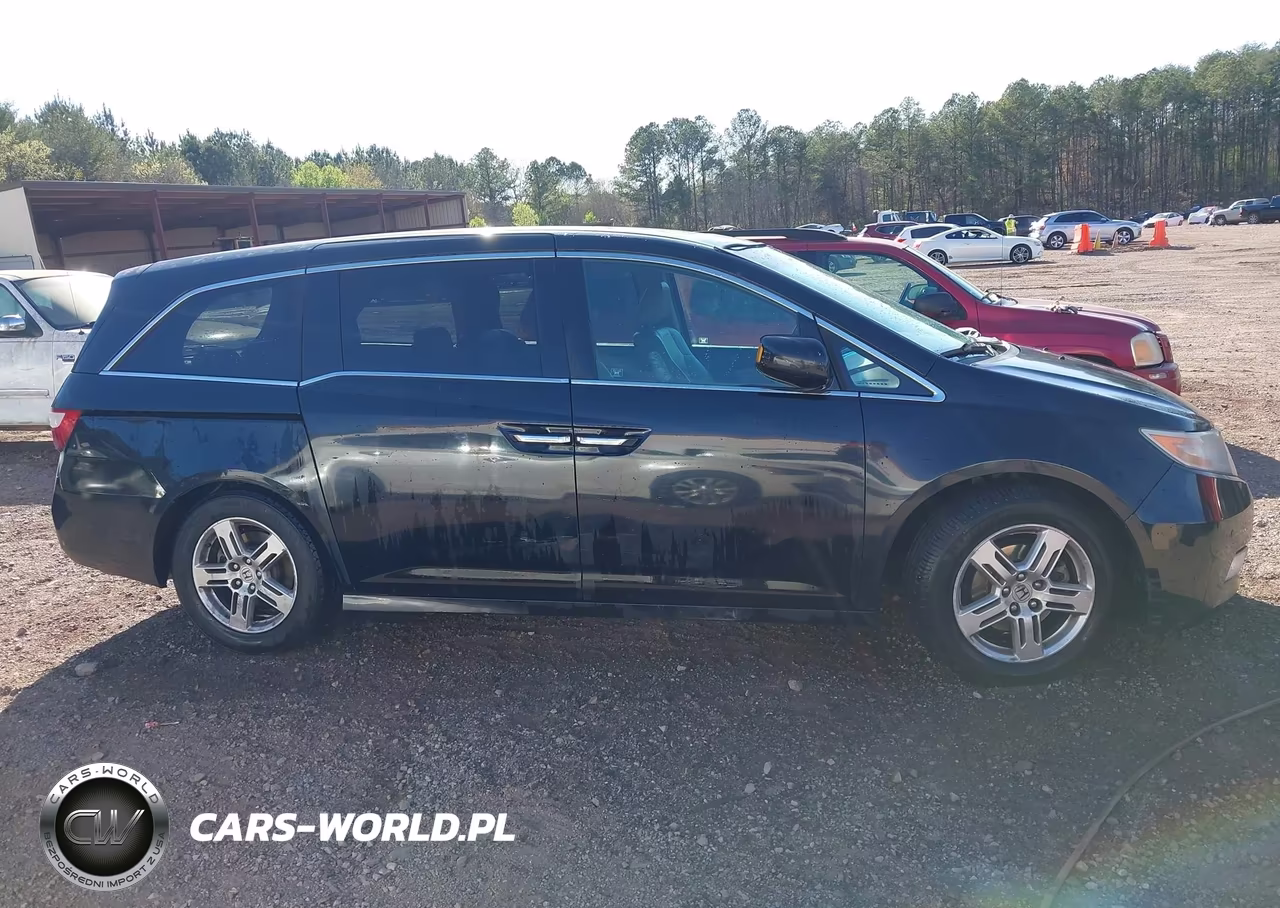 2011 Honda Odyssey Touring-Touring Elite VIN:5FNRL5H99BB081535 - 13