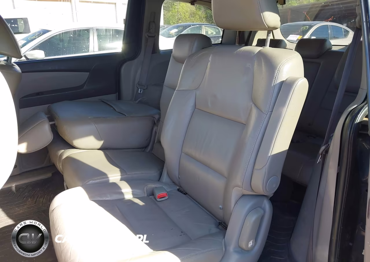 2011 Honda Odyssey Touring-Touring Elite VIN:5FNRL5H99BB081535 - 8