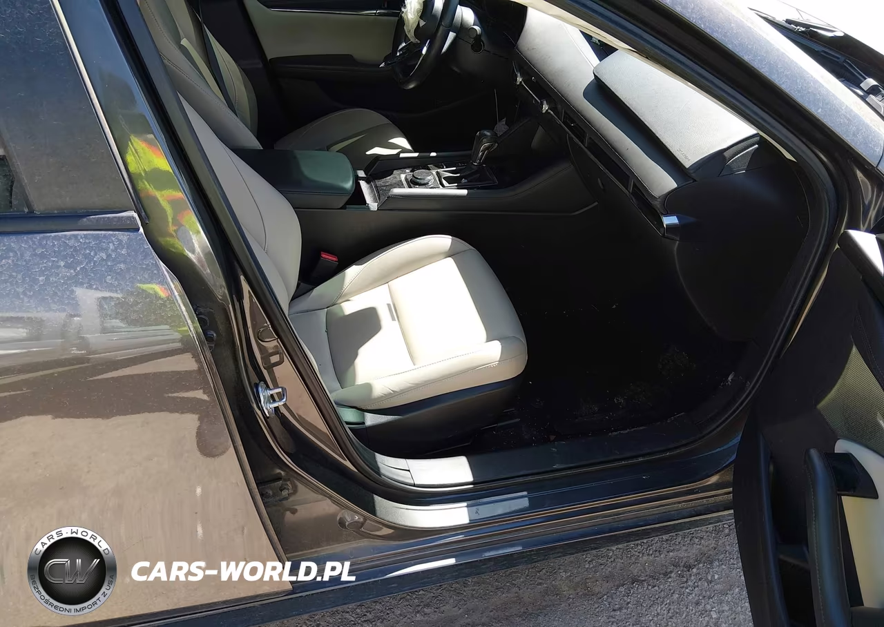 2019 Mazda Mazda3 Preferred Package VIN:3MZBPADLXKM109500 - 5