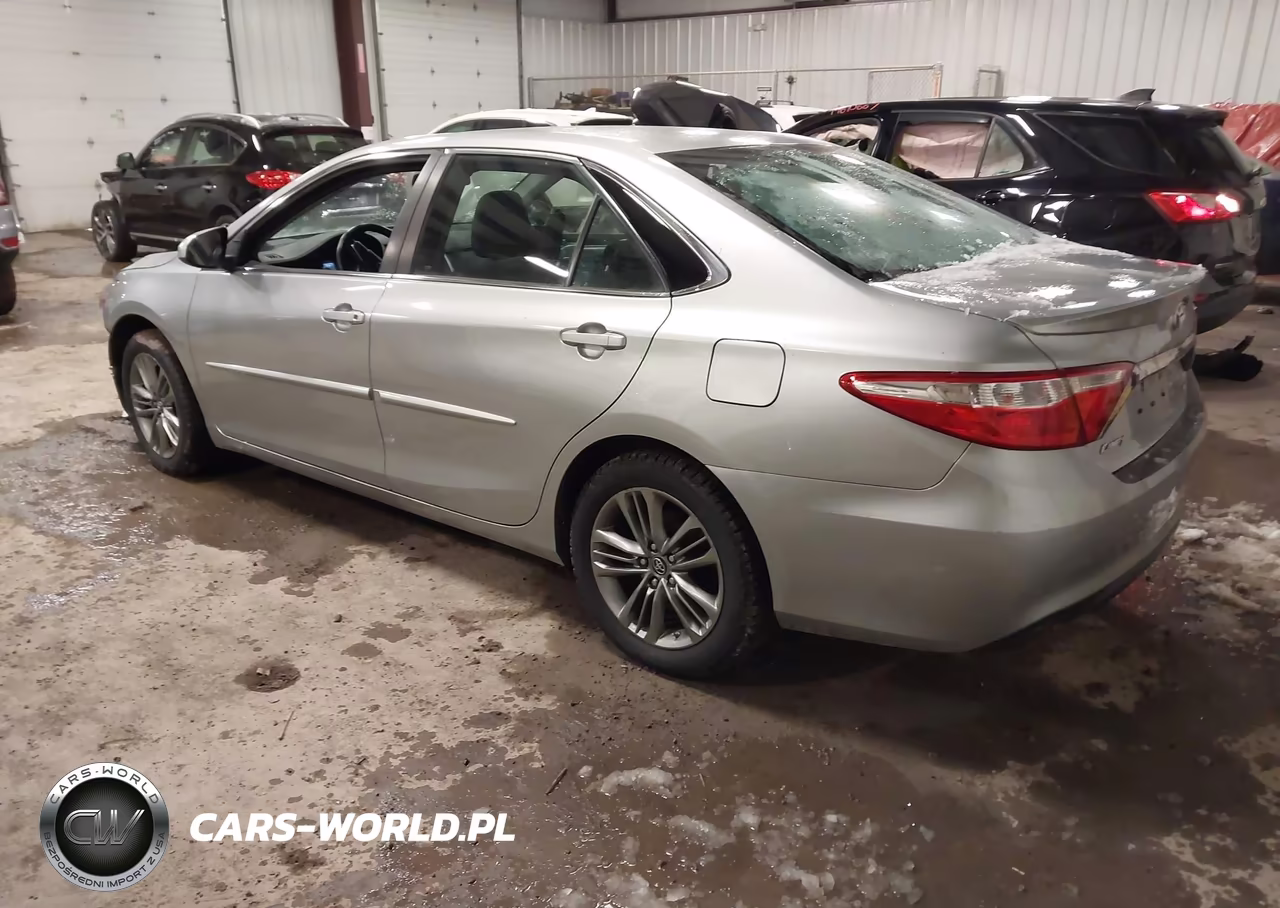 2017 Toyota Camry Se VIN:4T1BF1FK6HU682629 - 3