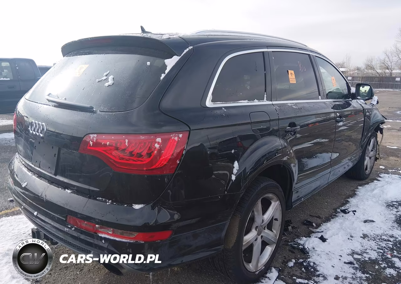2011 Audi Q7 3.0T S Line Prestige VIN:WA1DGAFEXBD010689 - 4