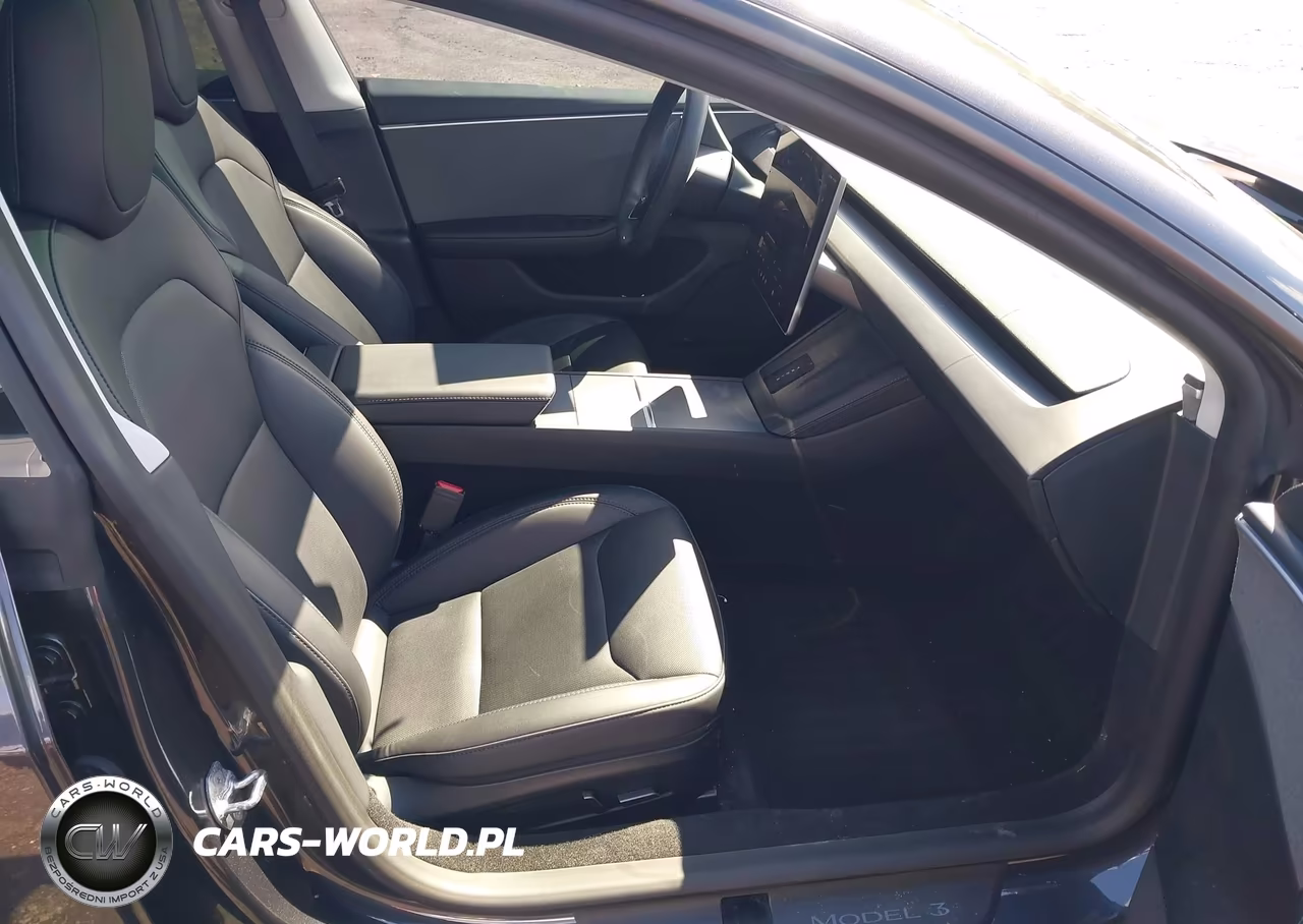 2025 Tesla Model 3 Long Range Rear-Wheel Drive-Standard Rear-Wheel Drive VIN:5YJ3E1EA1SF953388 - 5