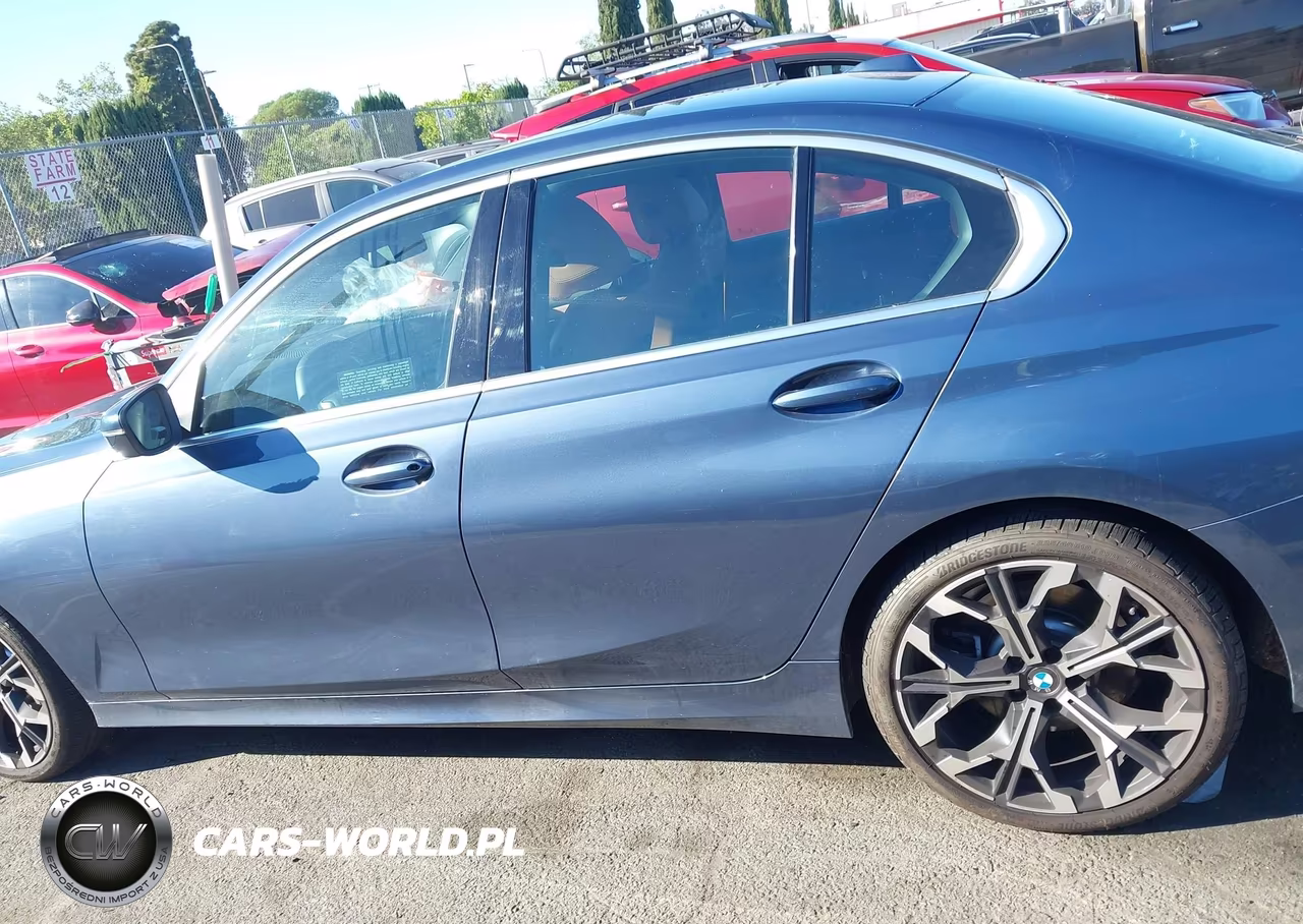 2025 BMW 330I VIN:3MW69CW0XS8F61496 - 14