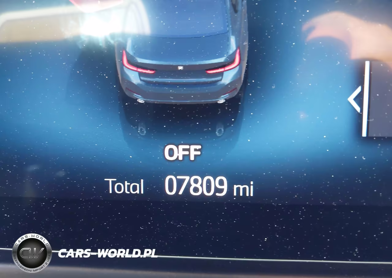 2025 BMW 330I VIN:3MW69CW0XS8F61496 - 15