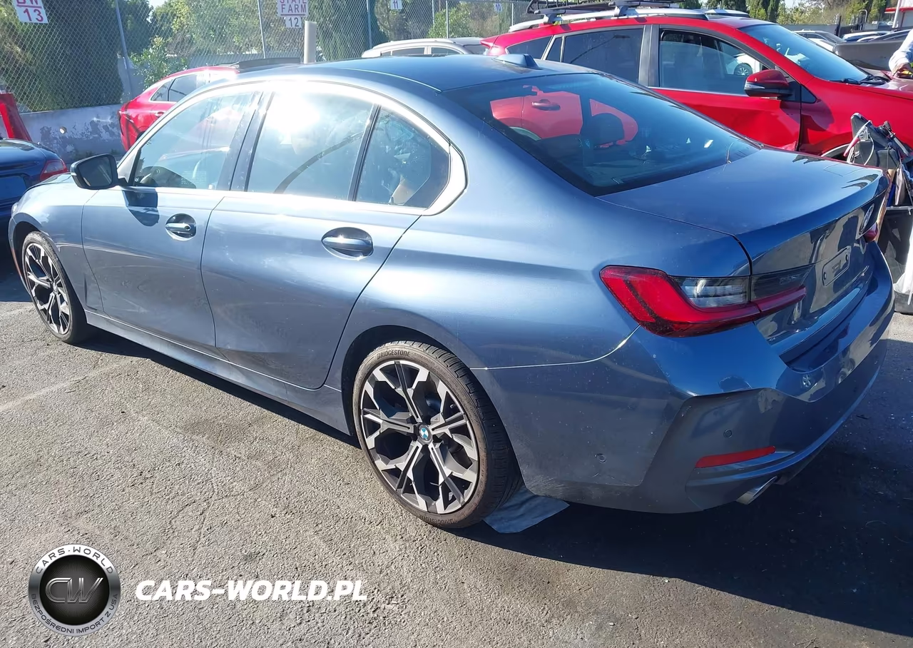 2025 BMW 330I VIN:3MW69CW0XS8F61496 - 3