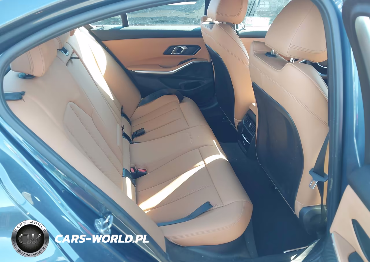 2025 BMW 330I VIN:3MW69CW0XS8F61496 - 8