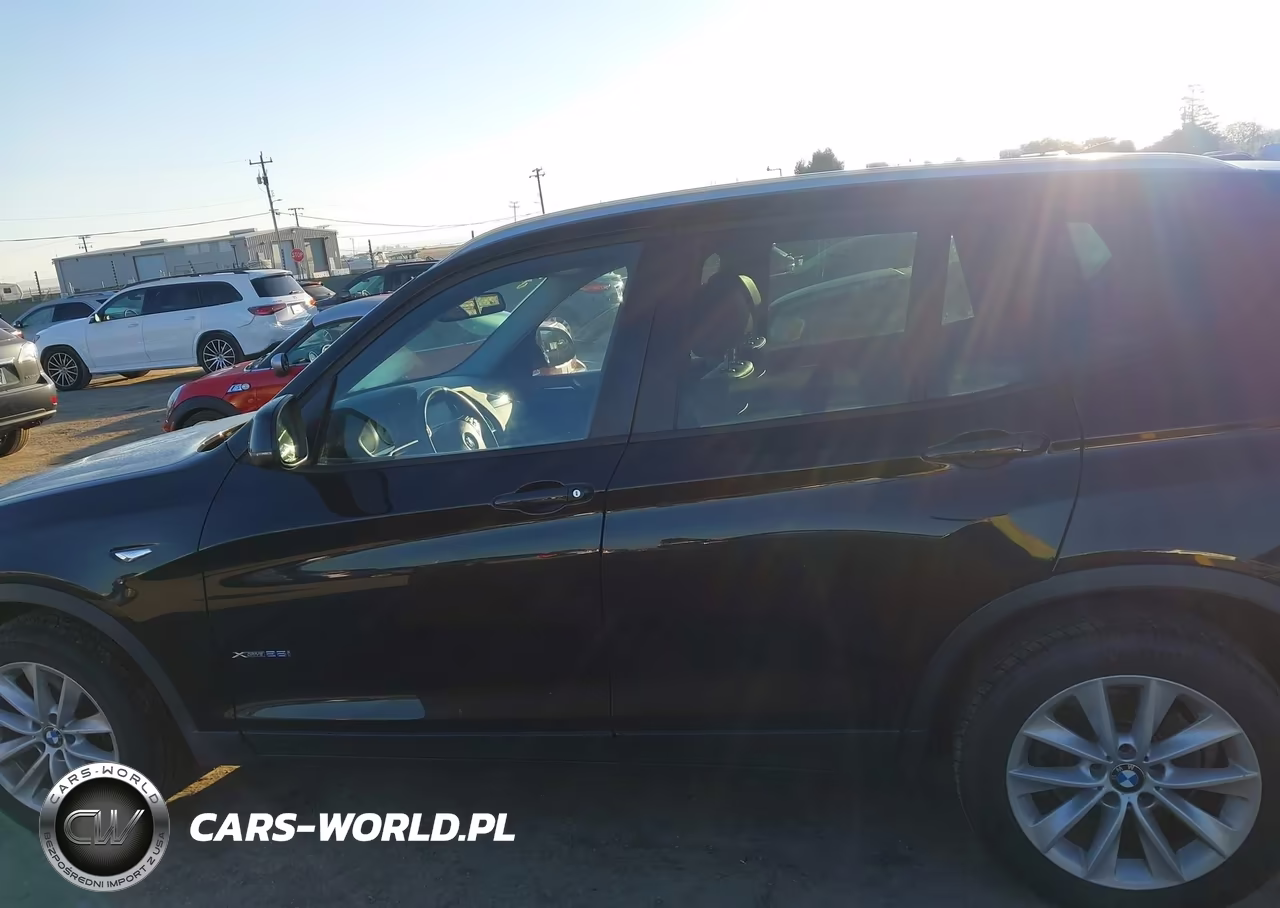 2017 BMW X3 xDrive28I VIN:5UXWX9C50H0T09012 - 14
