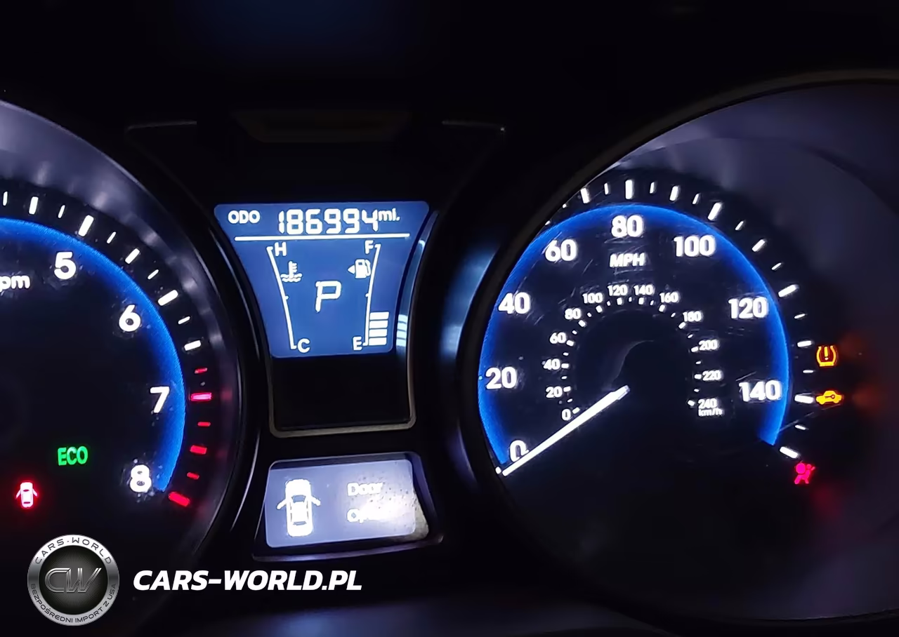 2014 Hyundai Veloster Turbo W-Black VIN:KMHTC6AE9EU193567 - 15
