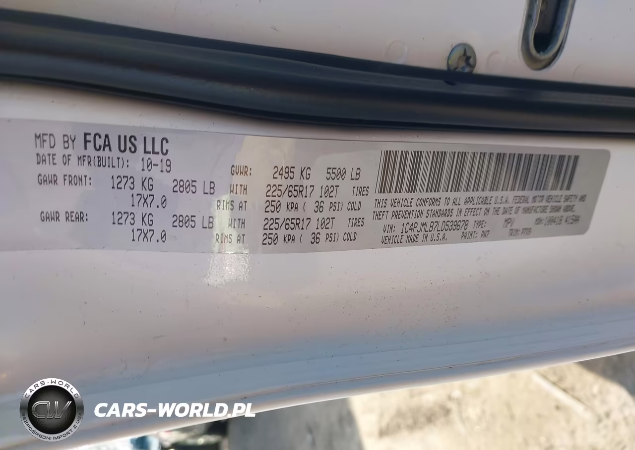 2020 Jeep Cherokee Latitude Plus 4X4 VIN:1C4PJMLB7LD539678 - 9
