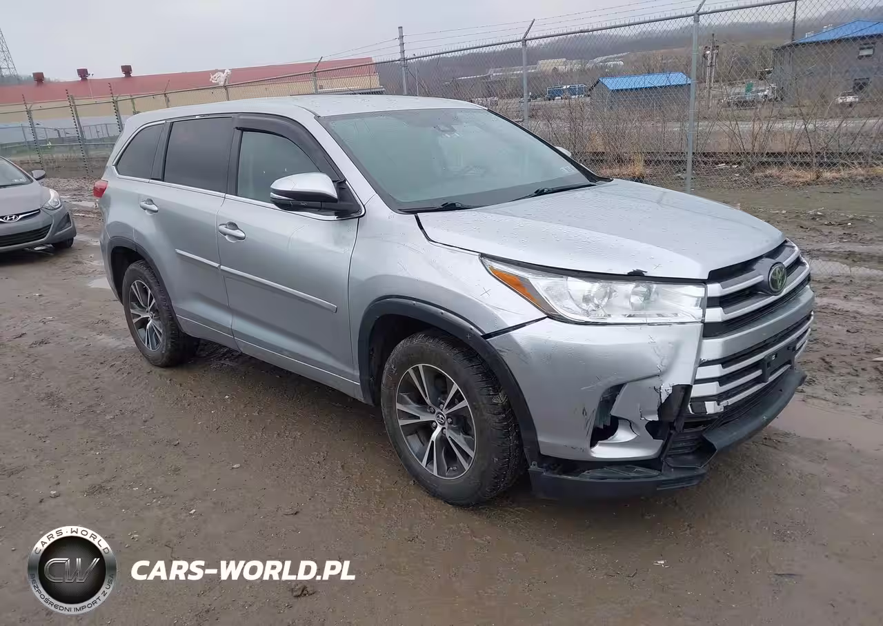 2017 Toyota Highlander Le