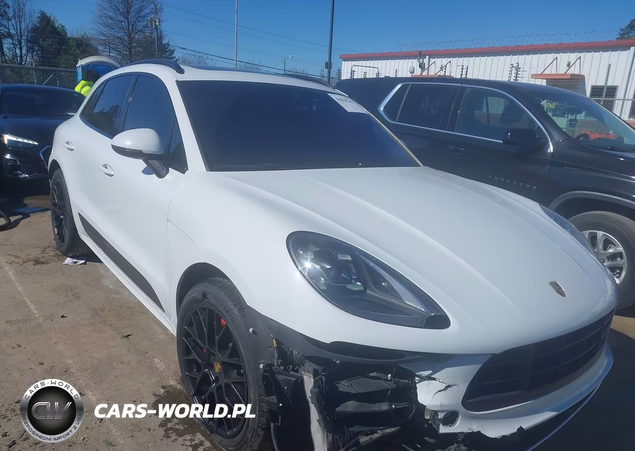 2018 Porsche Macan Gts VIN:WP1AG2A58JLB64004 - 1