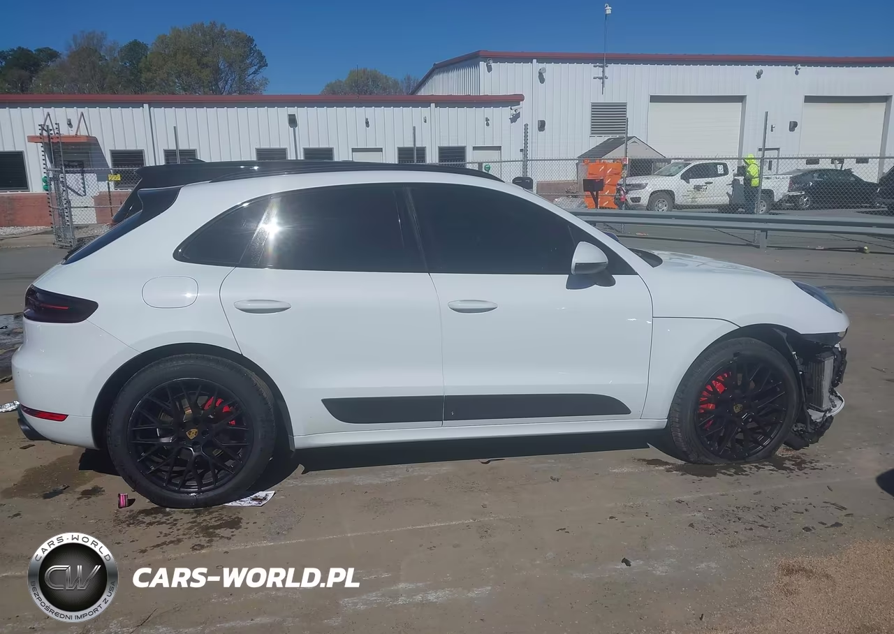 2018 Porsche Macan Gts VIN:WP1AG2A58JLB64004 - 13