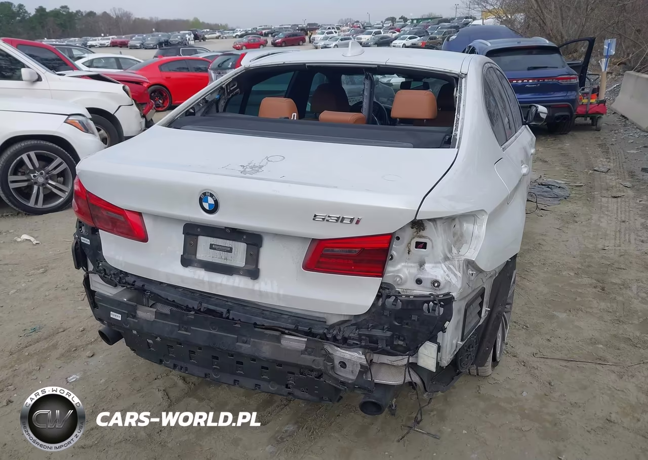2019 BMW 530I VIN:WBAJA5C54KWW32163 - 4