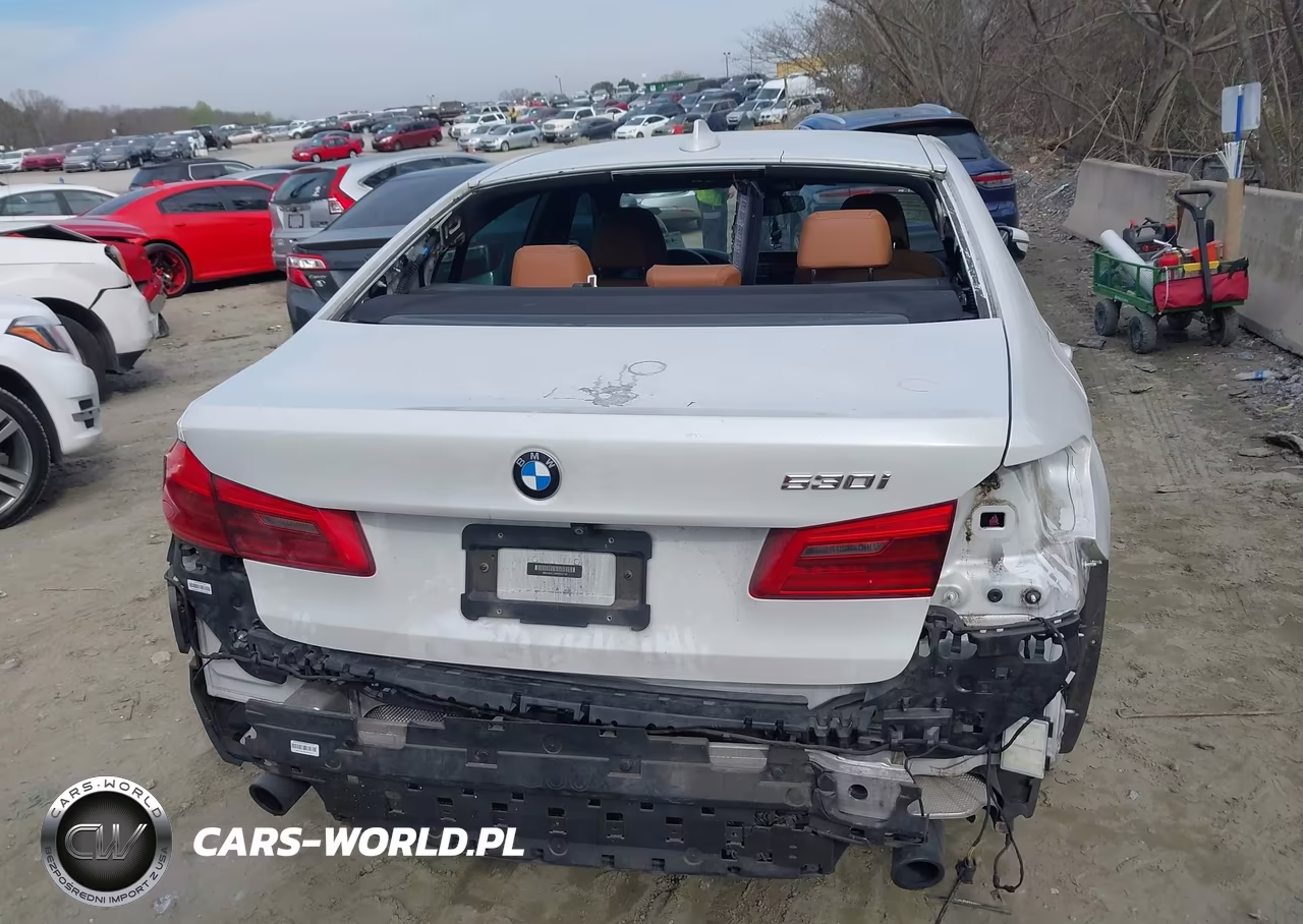 2019 BMW 530I VIN:WBAJA5C54KWW32163 - 6