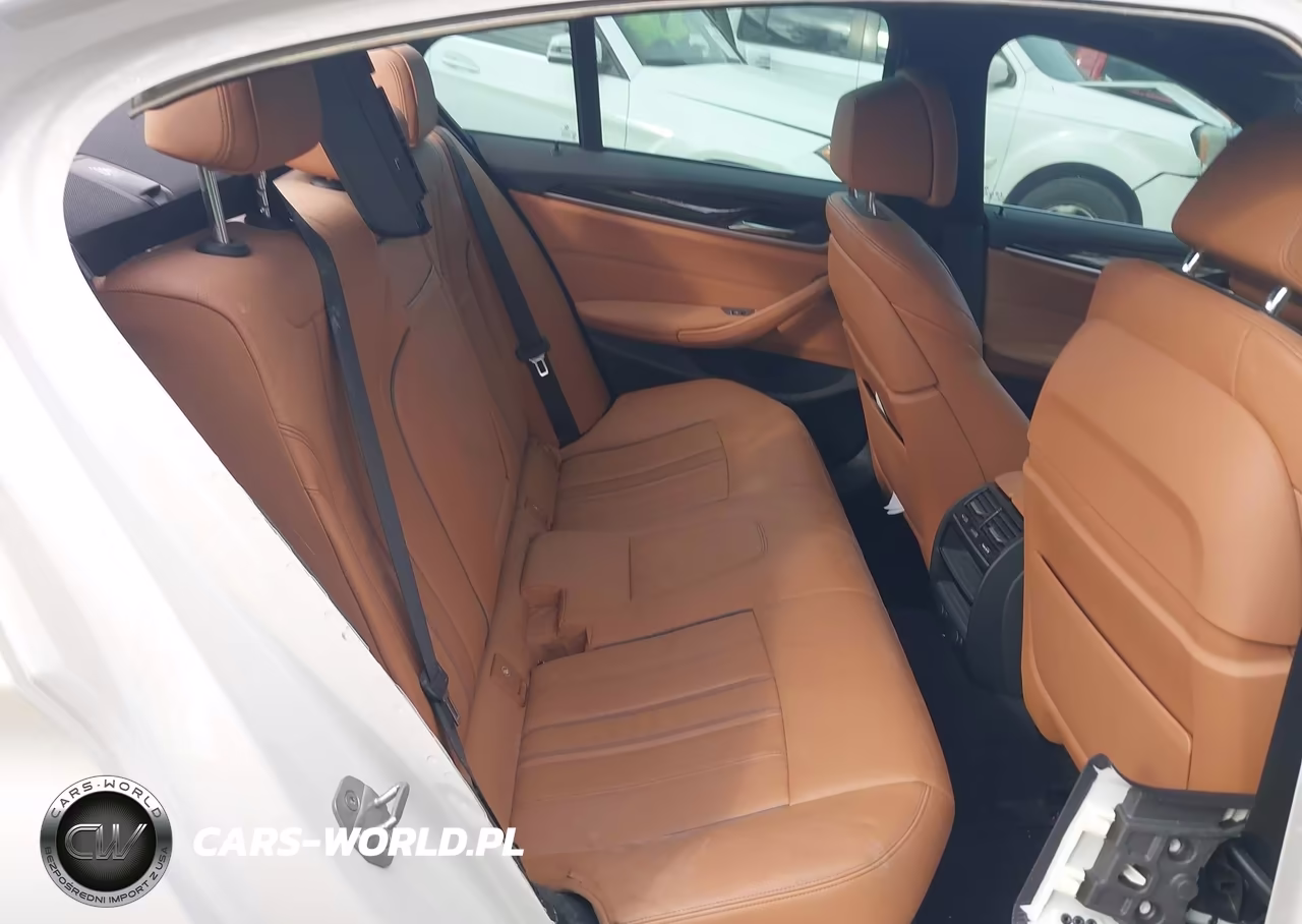 2019 BMW 530I VIN:WBAJA5C54KWW32163 - 8