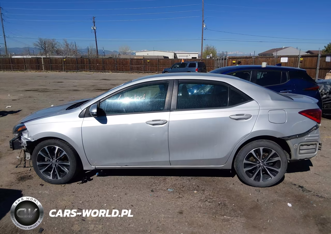 2017 Toyota Corolla Se VIN:5YFBURHEXHP584510 - 14