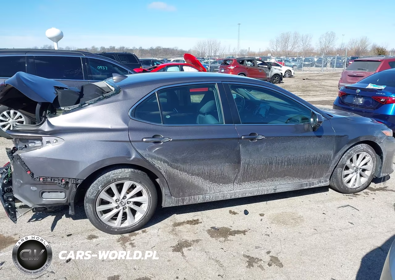 2022 Toyota Camry Le VIN:4T1C11AK9NU644656 - 12